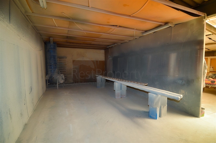 Станция Технического Обслуживания в промышленном центре города Анталии