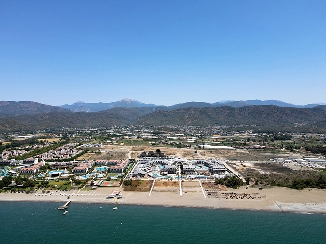 Квартира 2+1 4+1 и Отдельно стоящая  вилла с 4 спальнями на продажу в районе Коджа-Чалис