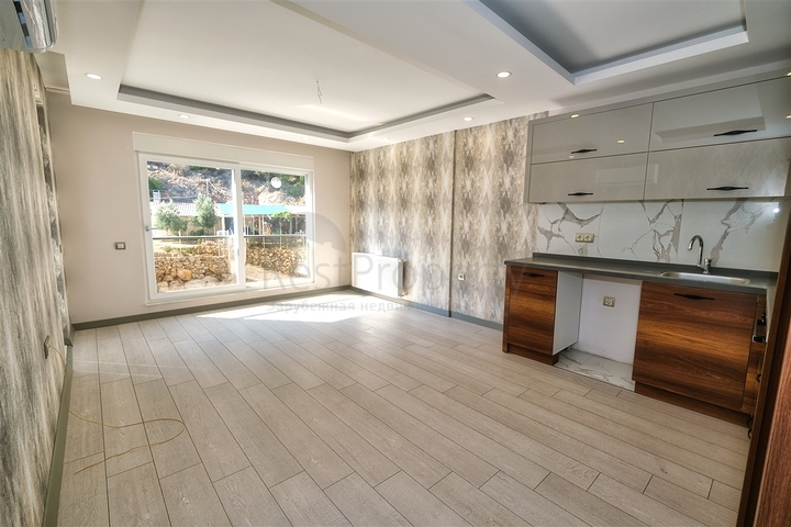 Квартиры планировок 1+1 в новом комплексе в районе Хурма