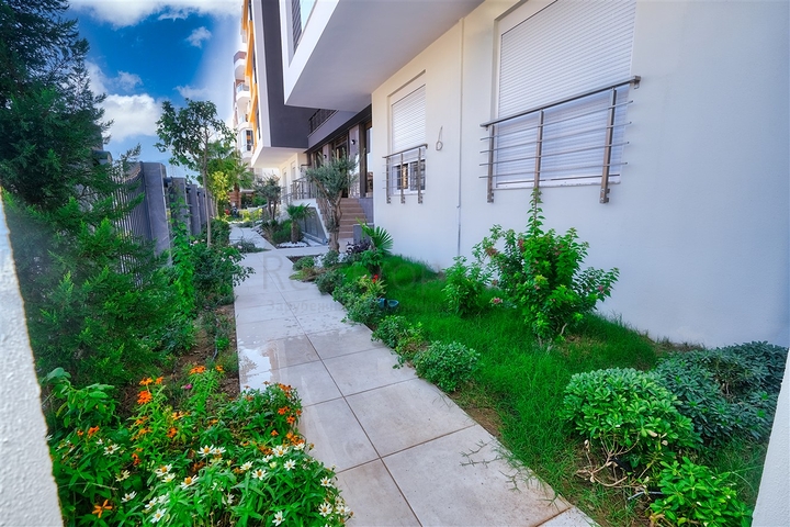 Квартиры планировок 1+1 в новом комплексе в районе Хурма