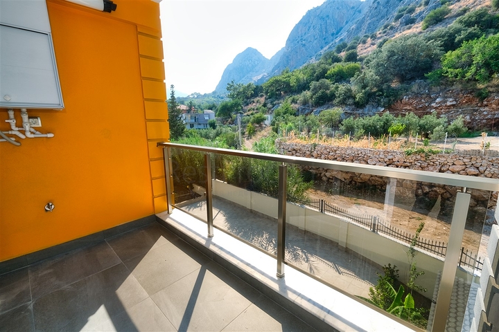 Квартиры планировок 1+1 в новом комплексе в районе Хурма