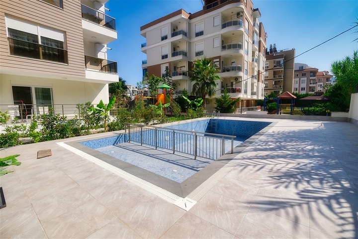 Квартиры планировок 1+1 в новом комплексе в районе Хурма