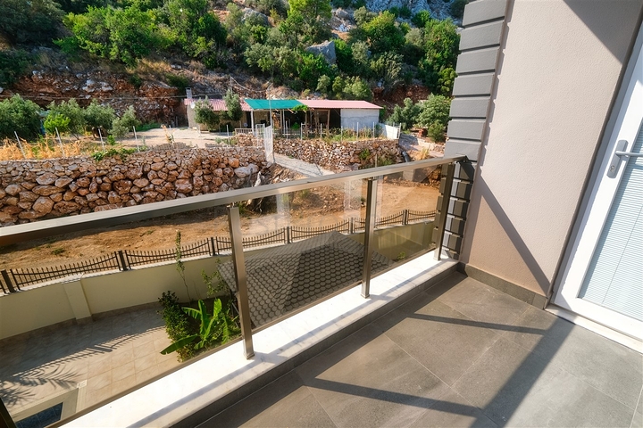 Квартиры планировок 1+1 в новом комплексе в районе Хурма