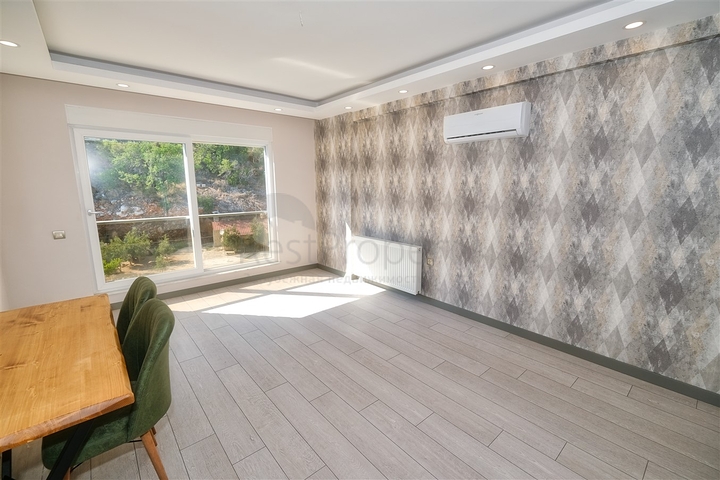 Квартиры планировок 1+1 в новом комплексе в районе Хурма