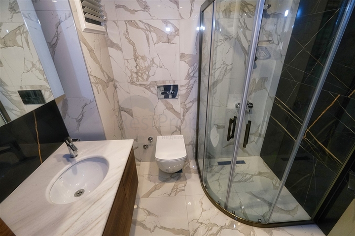 Квартиры планировок 1+1 в новом комплексе в районе Хурма