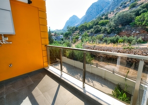 Квартиры планировок 1+1 в новом комплексе в районе Хурма