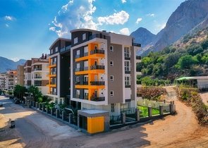 Квартиры планировок 1+1 в новом комплексе в районе Хурма