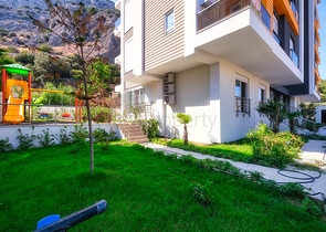 Квартиры планировок 1+1 в новом комплексе в районе Хурма