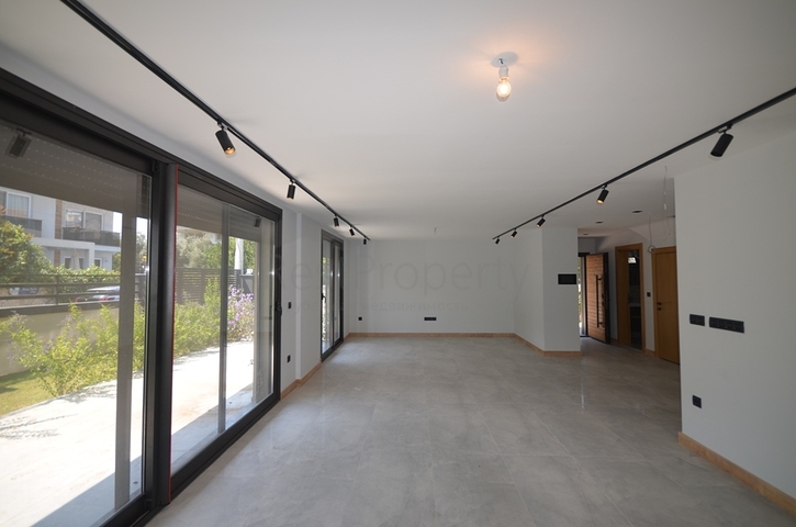 Отдельно стоящая вилла 5+1 в районе Фетхие