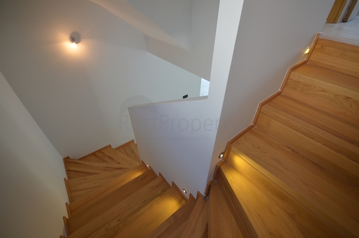 Отдельно стоящая вилла 5+1 в районе Фетхие