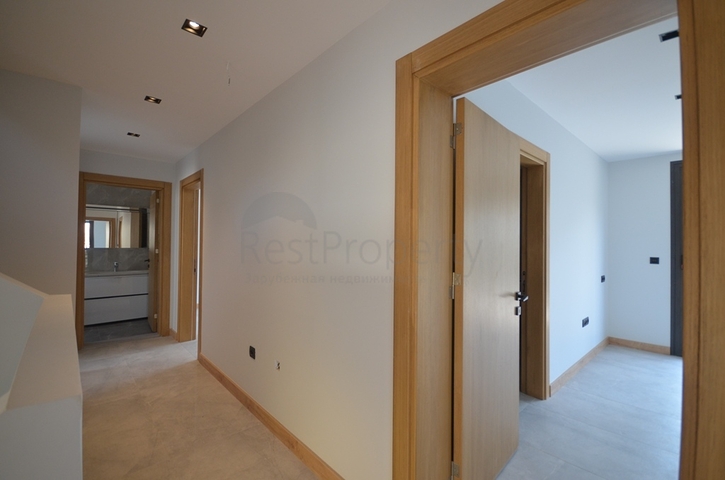 Отдельно стоящая вилла 5+1 в районе Фетхие