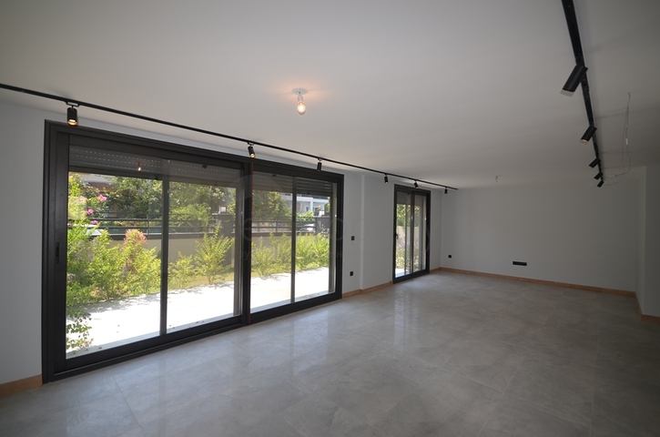 Отдельно стоящая вилла 5+1 в районе Фетхие