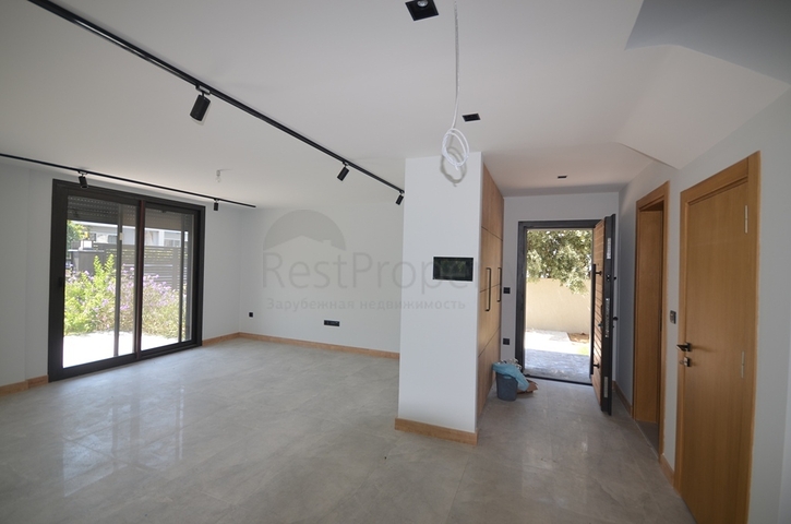 Отдельно стоящая вилла 5+1 в районе Фетхие