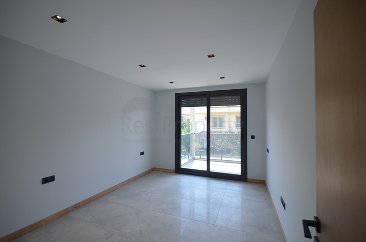 Отдельно стоящая вилла 5+1 в районе Фетхие