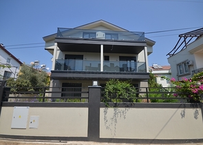 Отдельно стоящая вилла 5+1 в районе Фетхие