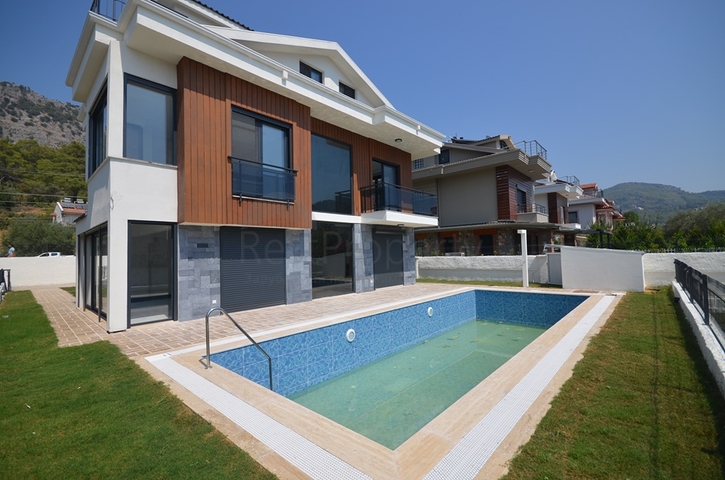Вилла планеровки 4+1 в районе Фетхие 