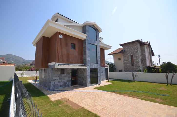 Вилла планеровки 4+1 в районе Фетхие 