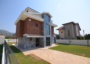 Вилла планеровки 4+1 в районе Фетхие 