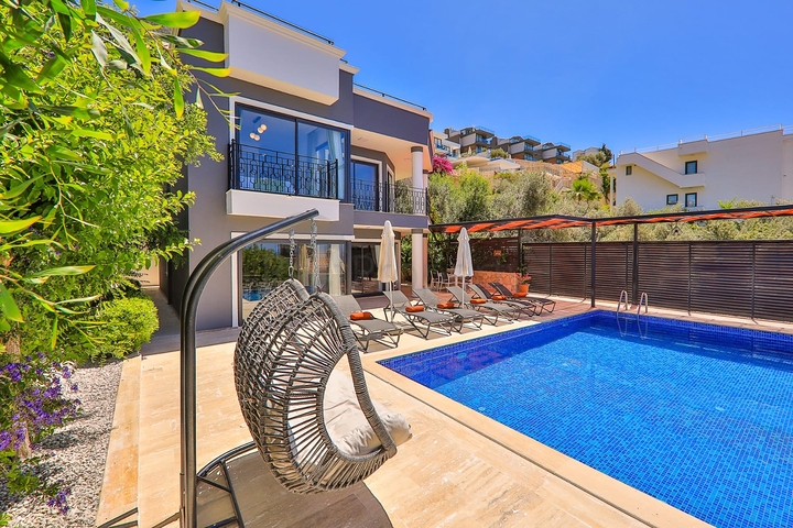 Вилла планировки 3+1  в районе  Калкан