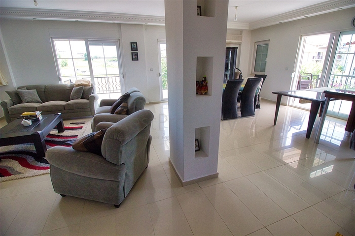 Квартира планировки 3+1 дуплекс в районе Сиде - Анталия 