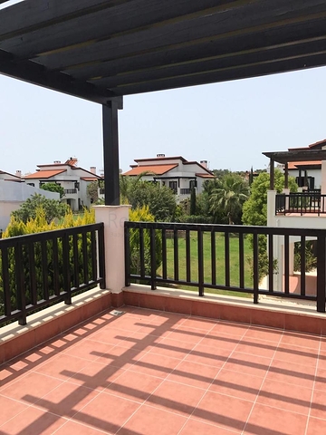 Вилла 3+1 с мебелью в комплексе гостиничного типа в Белеке Анталья