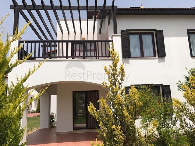 Вилла 3+1 с мебелью в комплексе гостиничного типа в Белеке Анталья