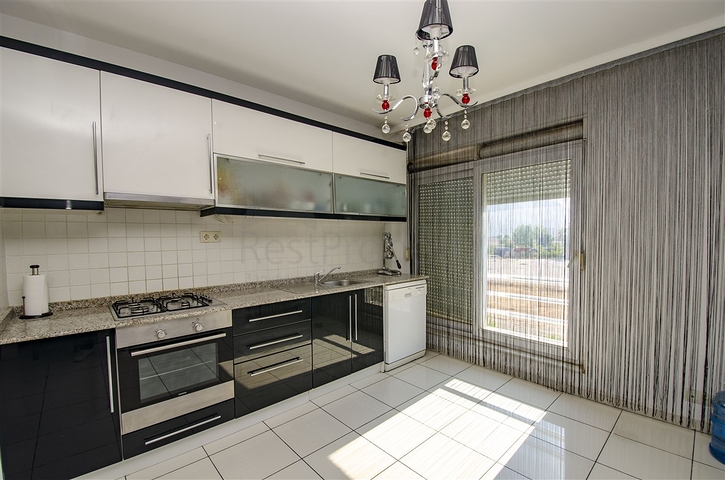 Квартира 3+1 с мебелью в комплексе в Хурме Коньяалты Анталья