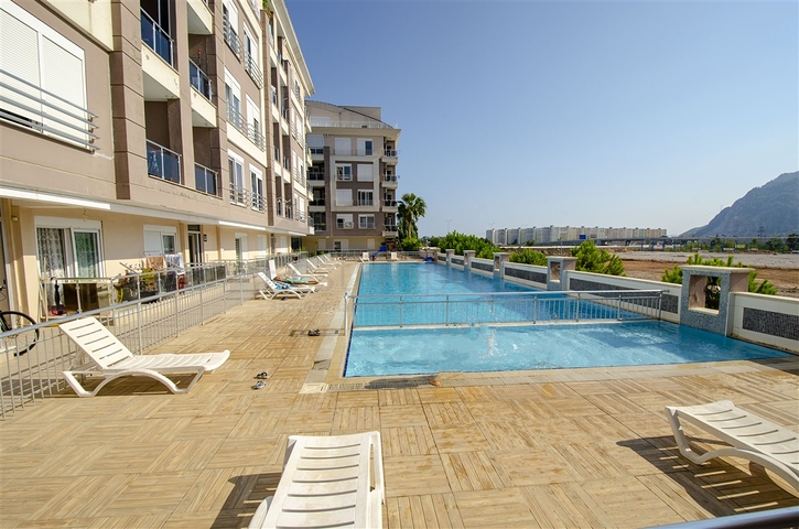 Квартира 3+1 с мебелью в комплексе в Хурме Коньяалты Анталья