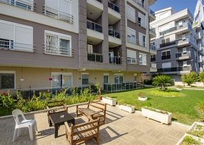 Квартира 3+1 с мебелью в комплексе в Хурме Коньяалты Анталья