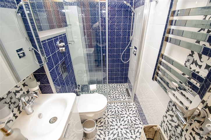 Пентхаус 3+1 с мебелью в 3 минутах ходьбы к морю в Анталии