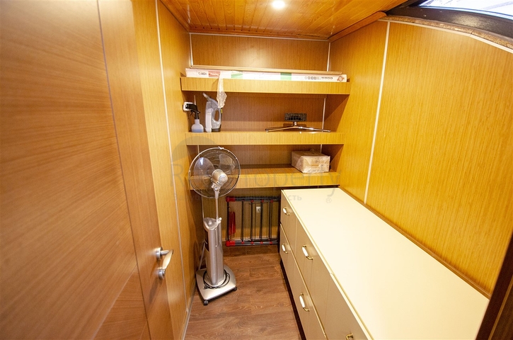 Пентхаус 3+1 с мебелью в 3 минутах ходьбы к морю в Анталии