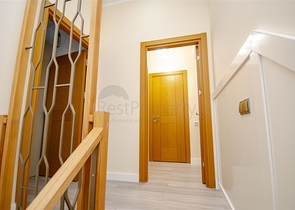 Пентхаус 3+1 с мебелью в 3 минутах ходьбы к морю в Анталии