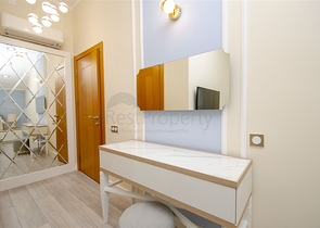 Пентхаус 3+1 с мебелью в 3 минутах ходьбы к морю в Анталии