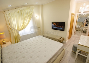 Пентхаус 3+1 с мебелью в 3 минутах ходьбы к морю в Анталии