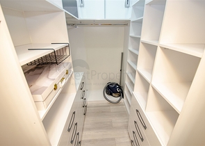 Пентхаус 3+1 с мебелью в 3 минутах ходьбы к морю в Анталии