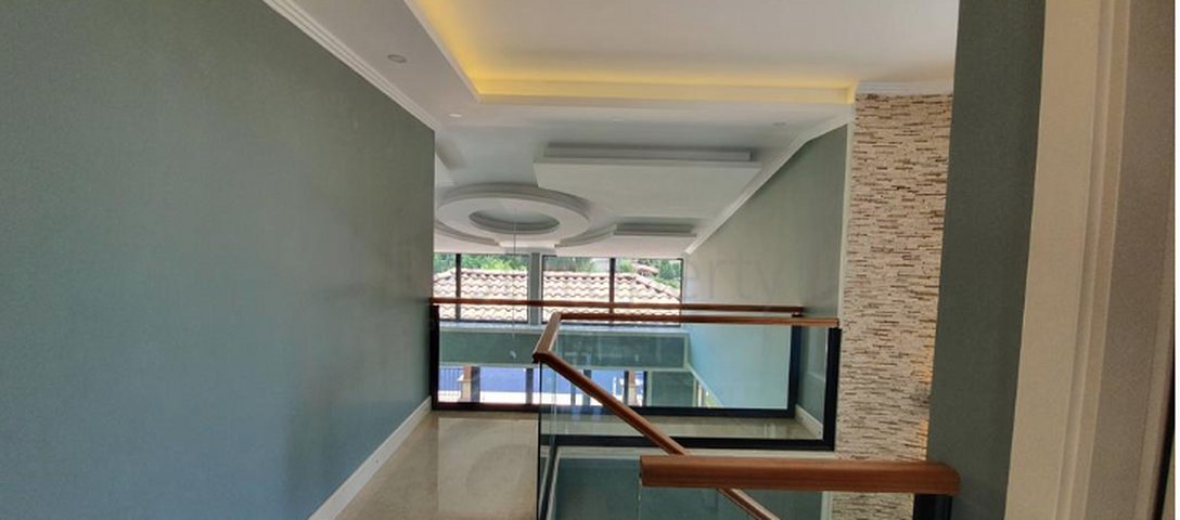 Отдельностоящая вилла 3+1 с бассейном в Кирише Кемере