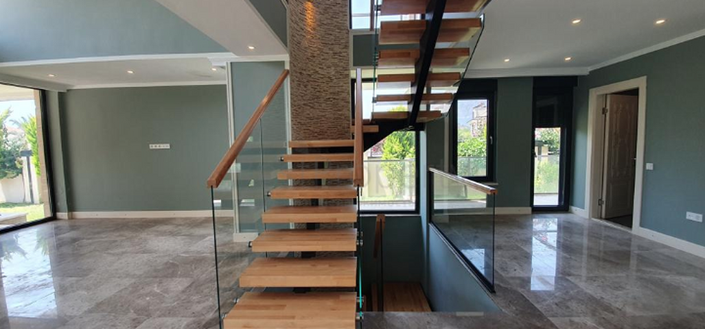 Отдельностоящая вилла 3+1 с бассейном в Кирише Кемере