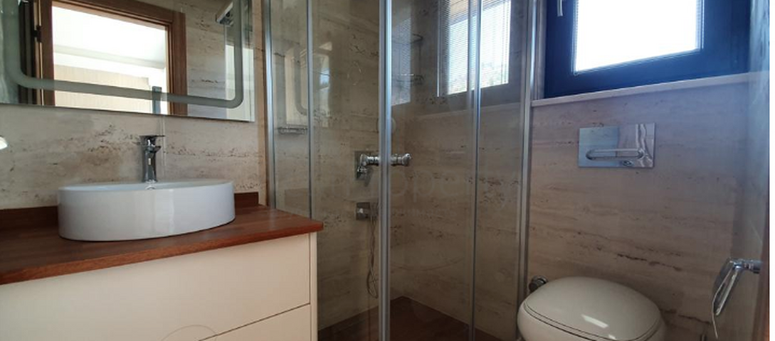 Отдельностоящая вилла 3+1 с бассейном в Кирише Кемере