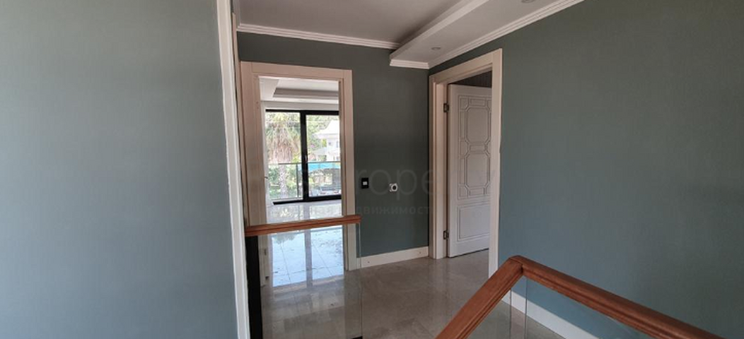 Отдельностоящая вилла 3+1 с бассейном в Кирише Кемере