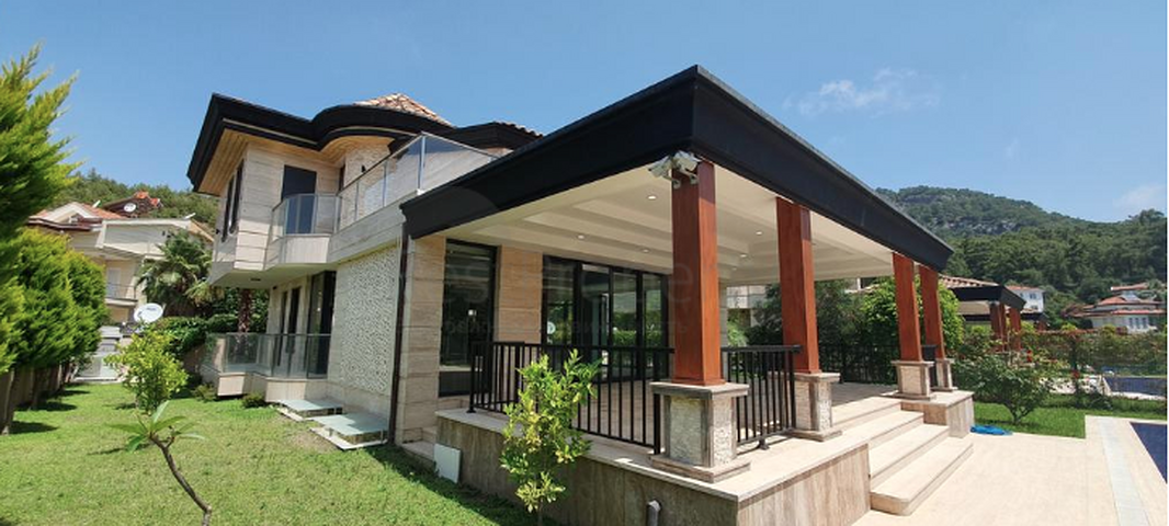 Отдельностоящая вилла 3+1 с бассейном в Кирише Кемере