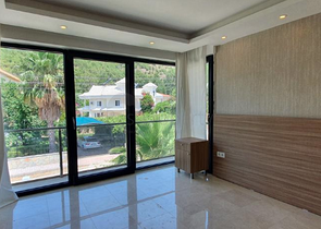 Отдельностоящая вилла 3+1 с бассейном в Кирише Кемере