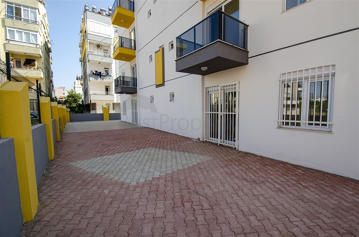 Квартиры 1+1  в готовом проекте в Муратпаше Анталья