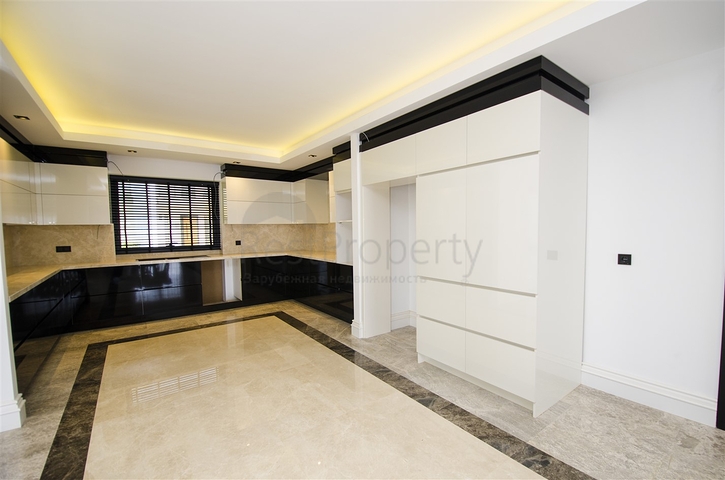 Элитный комплекс вилл в Дошемеальты Анталья