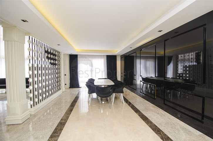 Элитный комплекс вилл в Дошемеальты Анталья