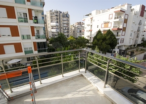 Меблированные апартаменты в Лимане в 800 м от моря