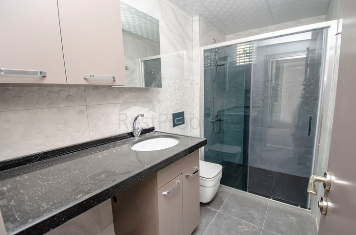 Двухкомнатная квартира с видом на горы Торос в Коньяалты 