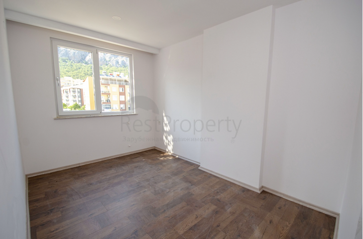 Двухкомнатная квартира с видом на горы Торос в Коньяалты 