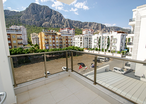 Двухкомнатная квартира с видом на горы Торос в Коньяалты 