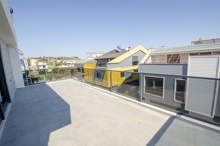 Элитная вилла 8+2 в районе Кунду Лара Анталья