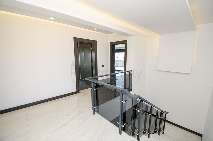 Элитная вилла 8+2 в районе Кунду Лара Анталья